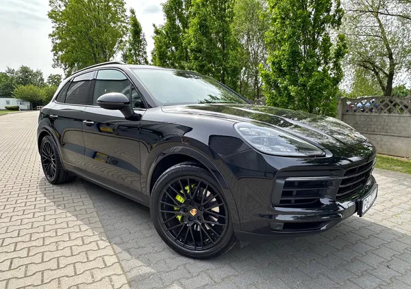 porsche Porsche Cayenne cena 399900 przebieg: 76600, rok produkcji 2021 z Poznań